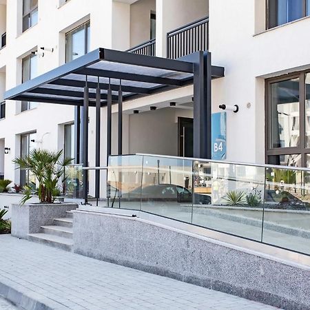 Regnum Luxury Suites Mamaia Exterior photo